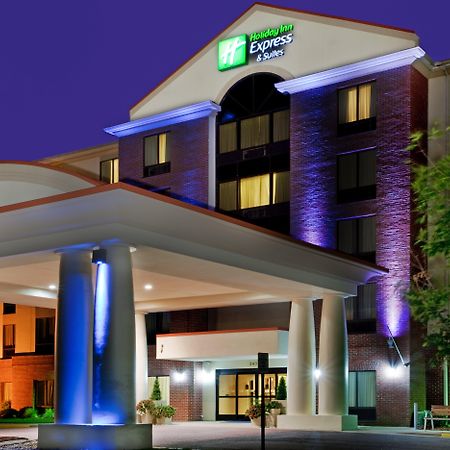 Holiday Inn Express & Suites Chesapeake, An Ihg Hotel Buitenkant foto